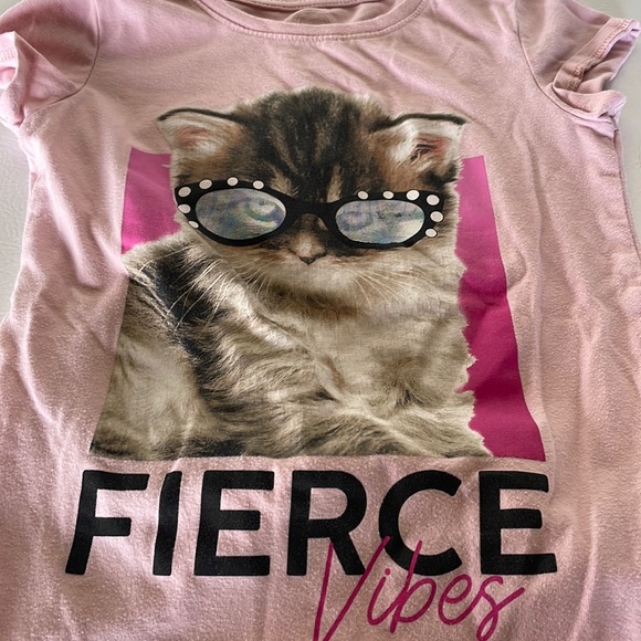 A Girl’s Short Sleeve Shirt: med(7/8) - Picture 1 of 3